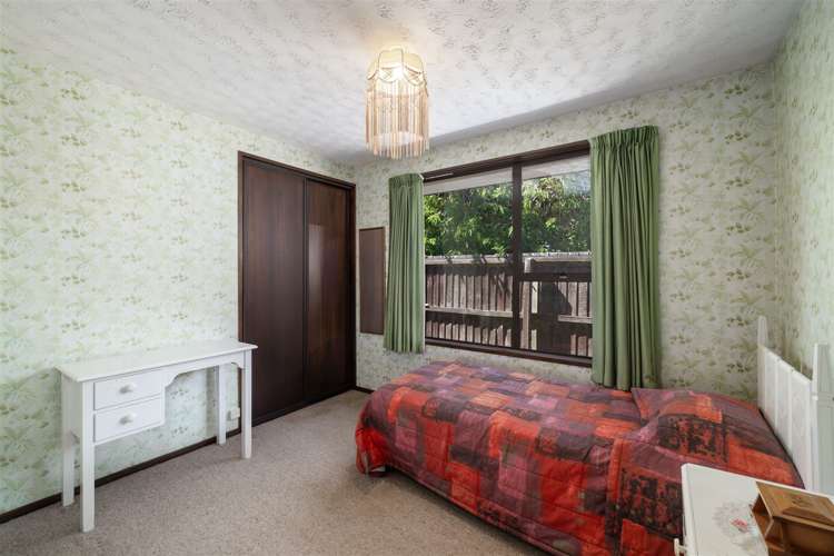 34 Karnak Crescent Russley_15