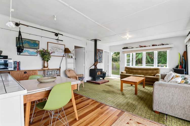 323 Whangamoa Drive Okere Falls_8