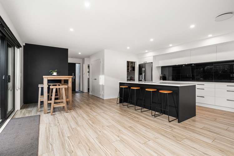 19 Full Moon Lane Rolleston_2