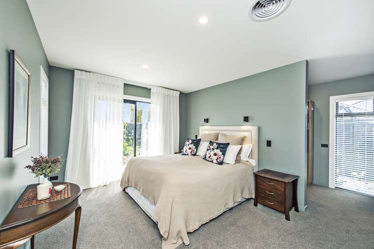 16 Vitalia Crescent Lincoln_11