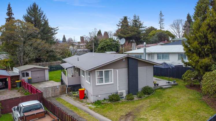 93 Pandora Avenue Westbrook_15