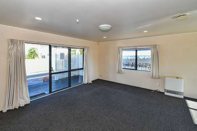 2/10 Oregon Place Papakura_2