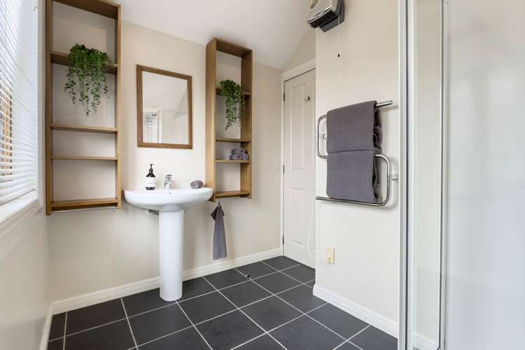 70 Rawhiti Road One Tree Hill_18