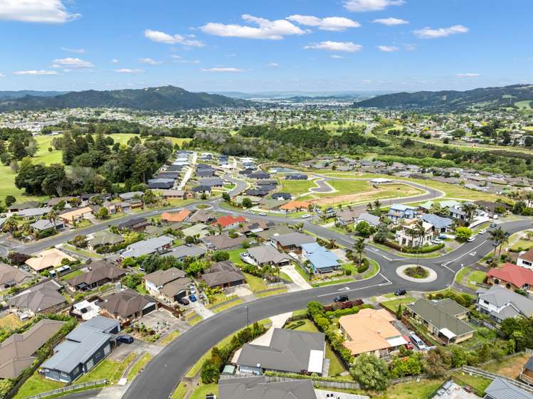 23 Pebble Beach Boulevard Kamo_26