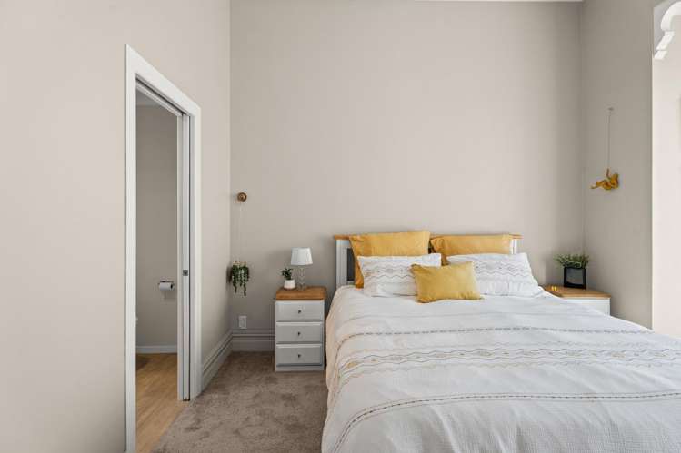 4 Handley Place Glen Avon_16