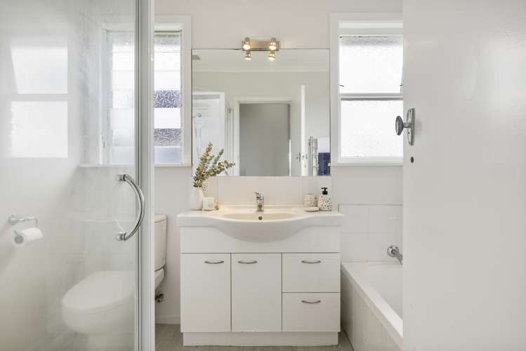 70 The Drive Brookfield_16