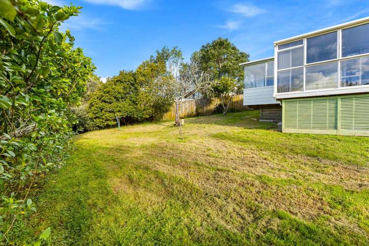 227 Glengarry Road Glen Eden_23