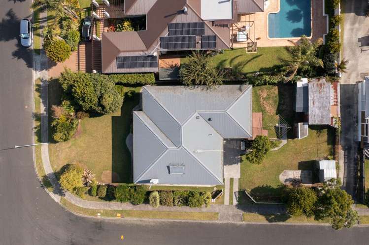 8 Hillcrest Road Otumoetai_16