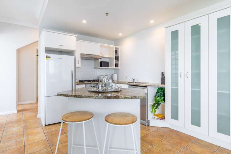 8b/18 Hobson Street Auckland Central_11