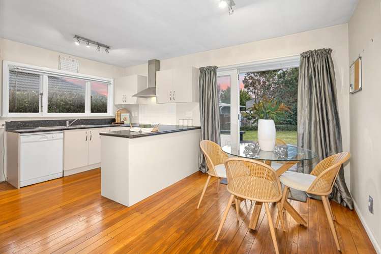 67 Stanbury Avenue Somerfield_4