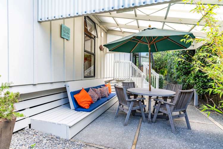 17 Pyle Road West One Tree Point_24