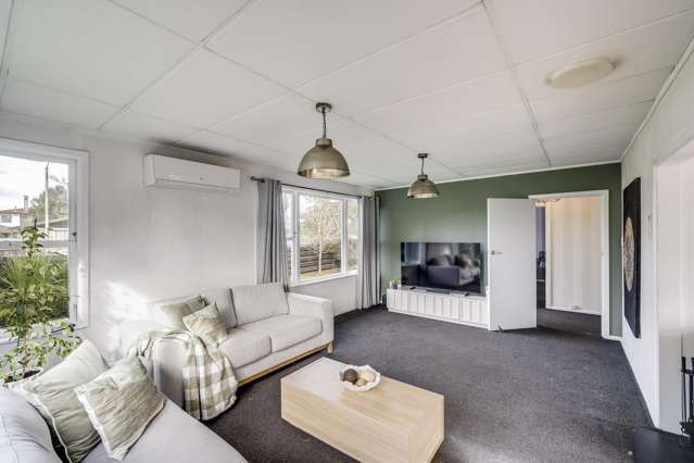1214 Willowpark Road North Mayfair_3
