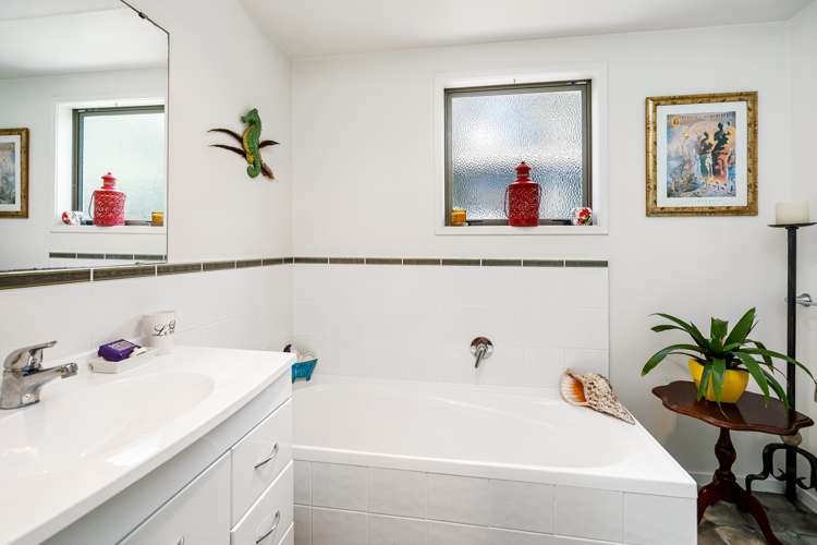 42 Mountfield Road Waipu_27