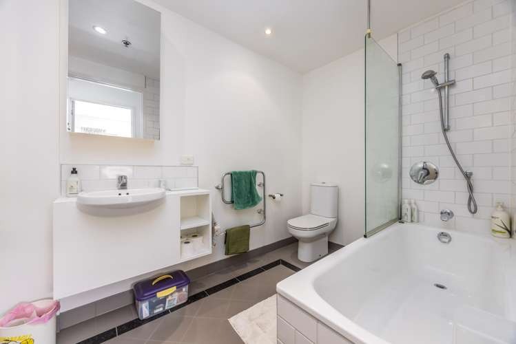 416/125 Customs Street West Auckland_13