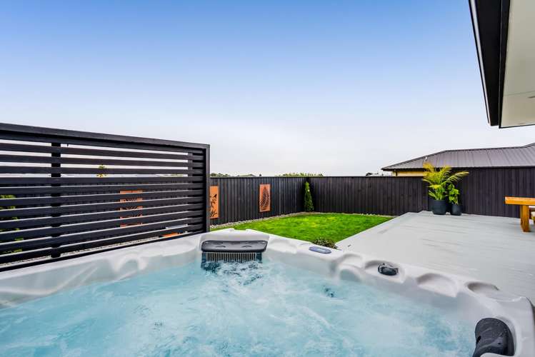 16 Jules Crescent Bell Block_27