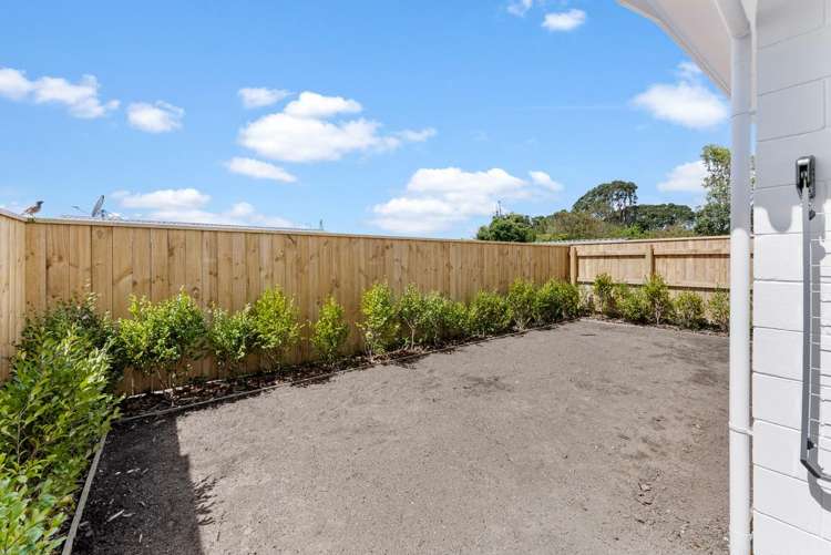 24b & 24c Omata Road Marfell_23