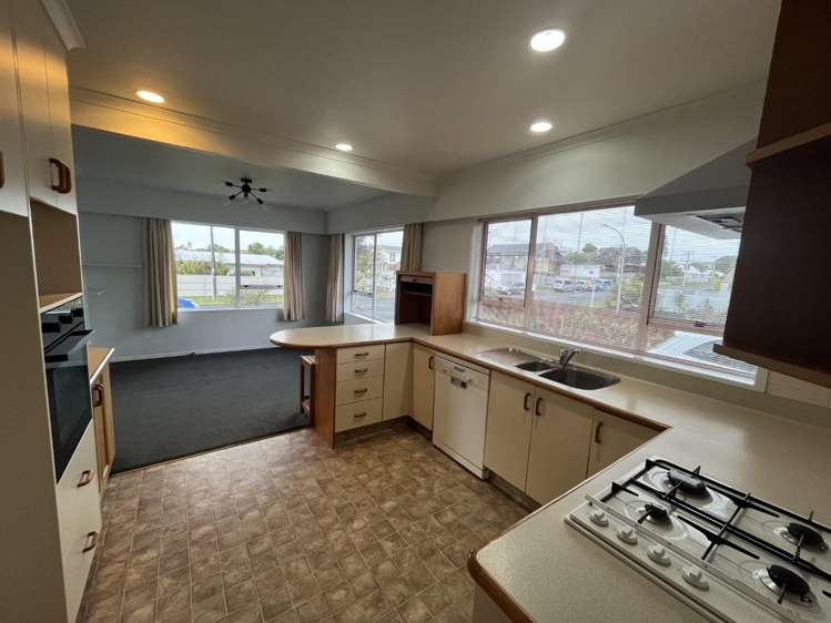 54 Wairau Road Oakura_5