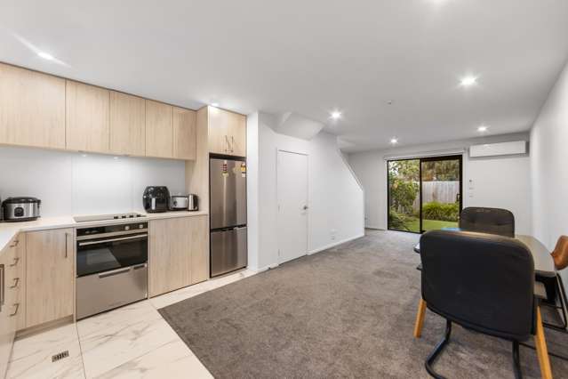 5/241 Lincoln Road Addington_2