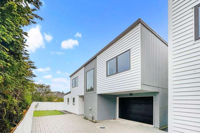 19C Essex Street Te Atatu South_2