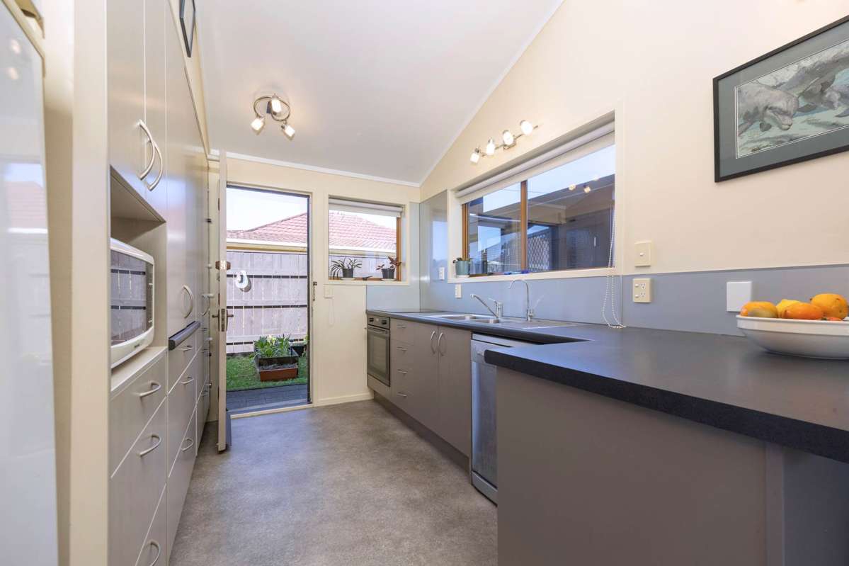 2/135 Parrs Cross Road_2