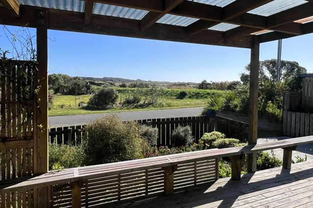 16 Kina Street Tangimoana_1