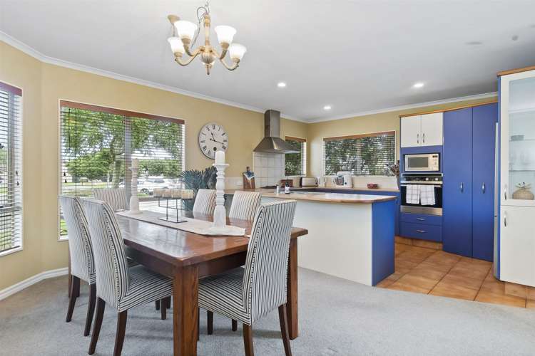 33 Bahamas Key Papamoa_7