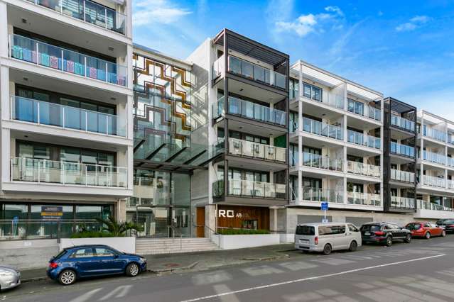 102/27 Enfield Street Mt Eden_2