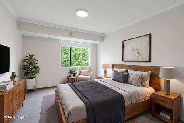 206/17 Vialou Street Hamilton Central_3