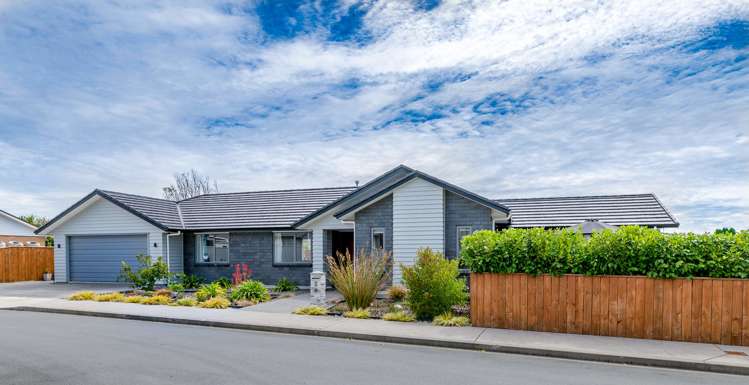 6 Saint Vincent Way Waikanae_25