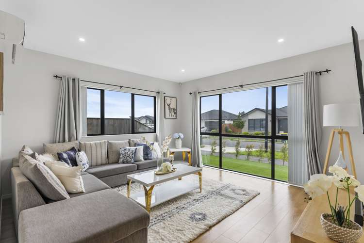 8 Koroheke Road Takanini_7