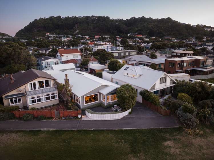 7 Marine Parade Seatoun_21