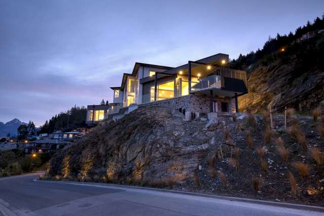 1 Conifer Lane Queenstown_3