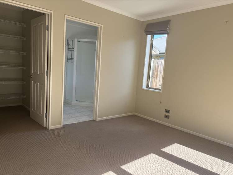 51 Birkdale Drive Shirley_16