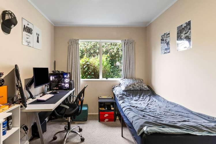 2/39 Lancaster Road Beach Haven_9