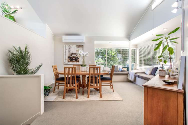 2 Wisteria Way Mairangi Bay_1