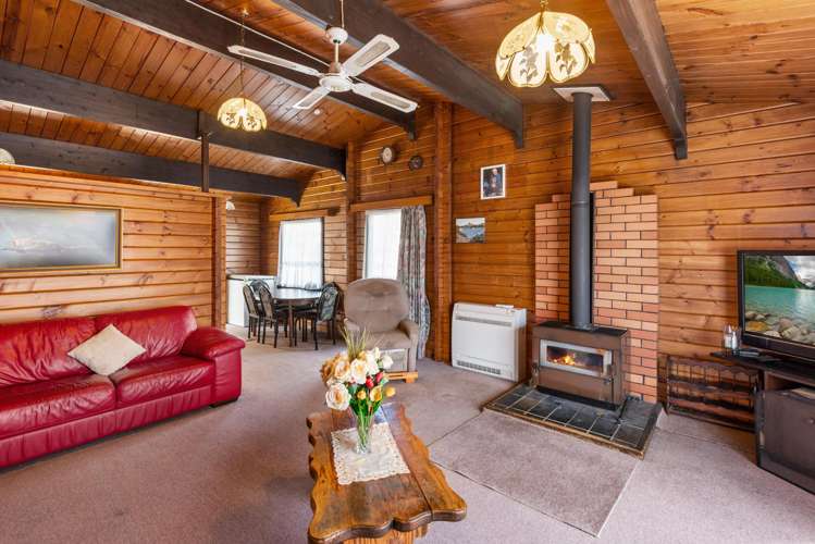 34 Black Peak Road Omarama_7