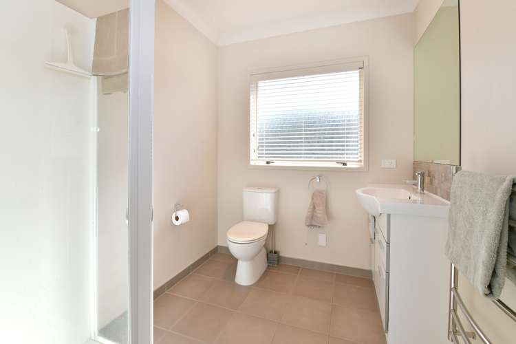 12 Astor Place Orewa_14