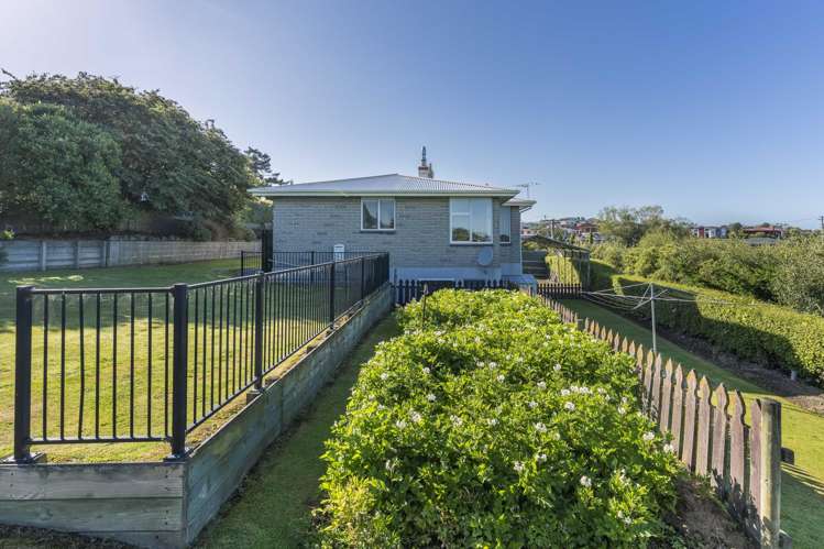 11 Harwich Street Balclutha_30