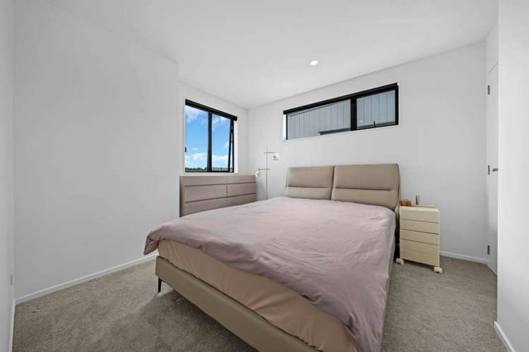 23 Hermitage Street Flat Bush_14