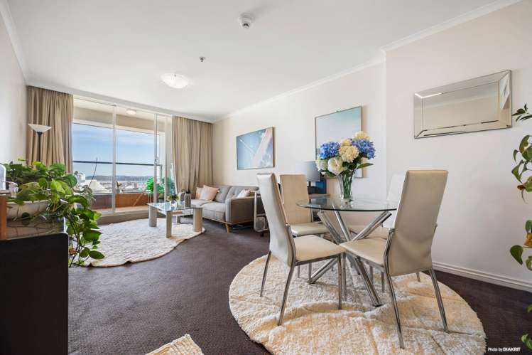 1702/8 Albert Street_3