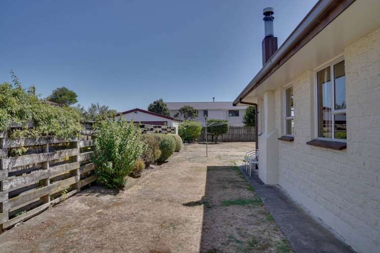 25 Clyde Street Renwick_24