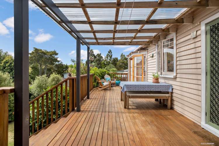 12a Wattle Street New Lynn_14