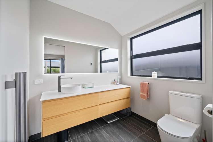 25 Richfield Drive Waikiwi_22