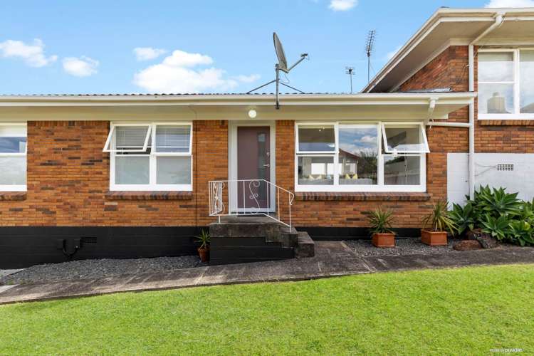 2/8 Ngataringa Road Devonport_5