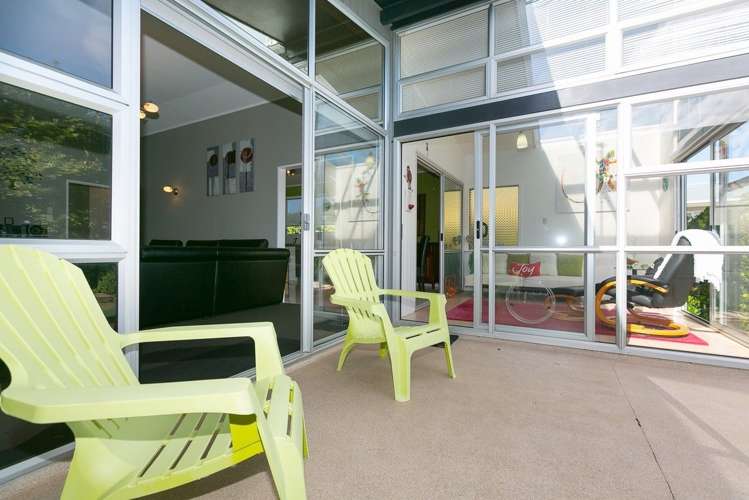 61 Clifton Drive Waitara_16