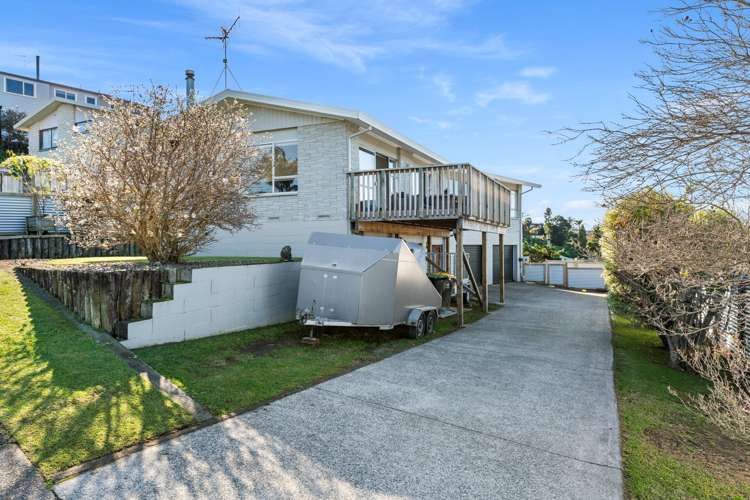 9 Sylvania Drive Matua_18