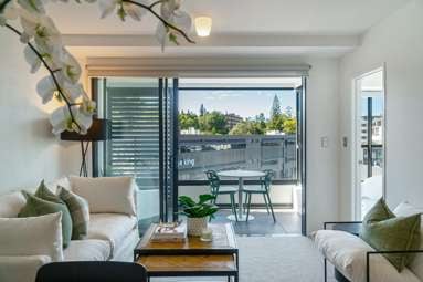 Apt 3B,36 College Hill_2
