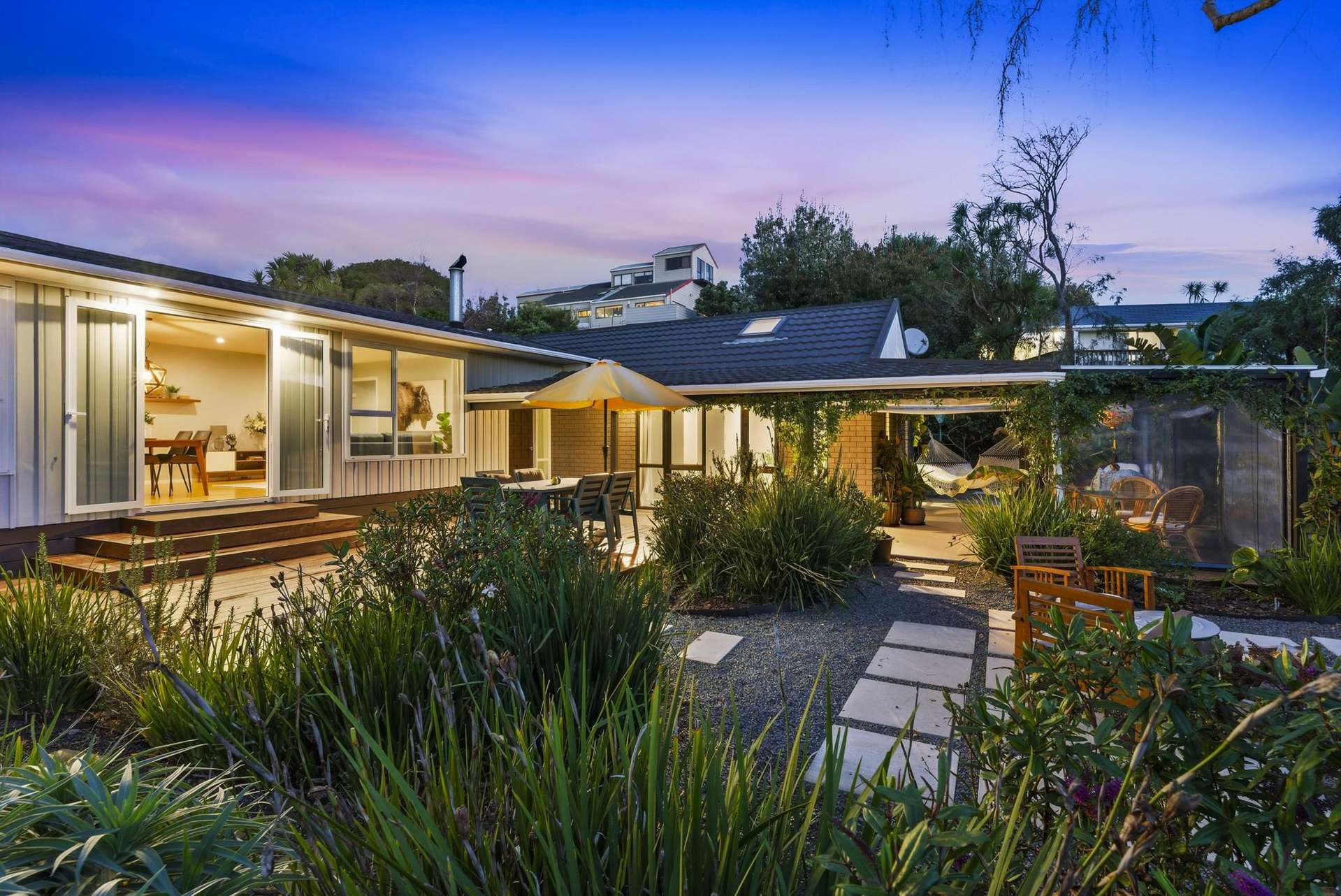 34 Hicks Crescent Waikanae Beach_0