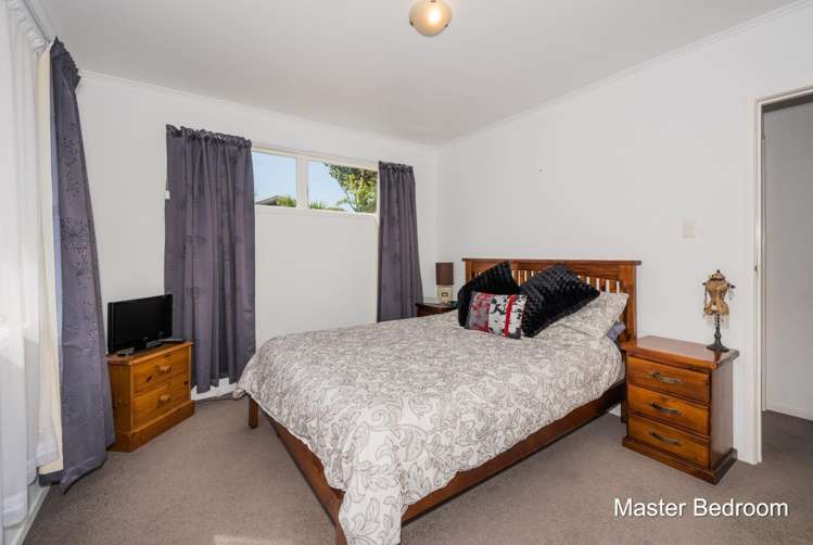 19 Thelma Crescent Torbay_6