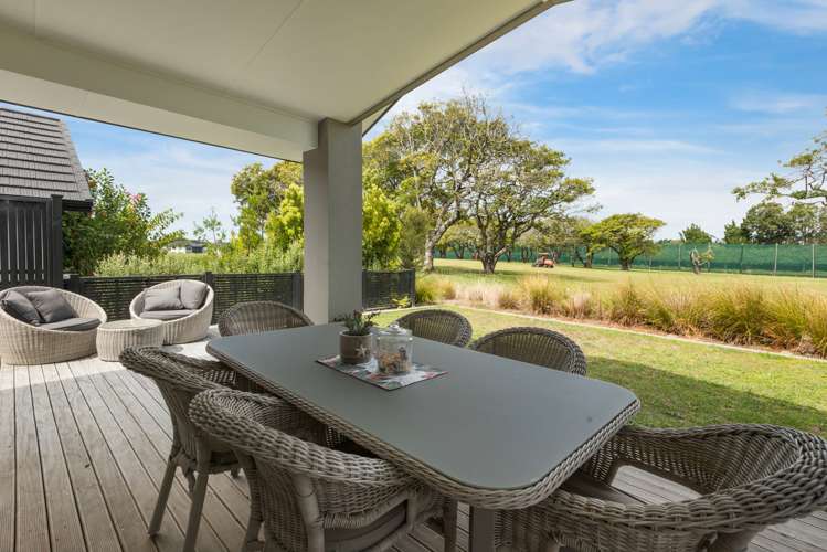 46 Arran Drive Aongatete_2